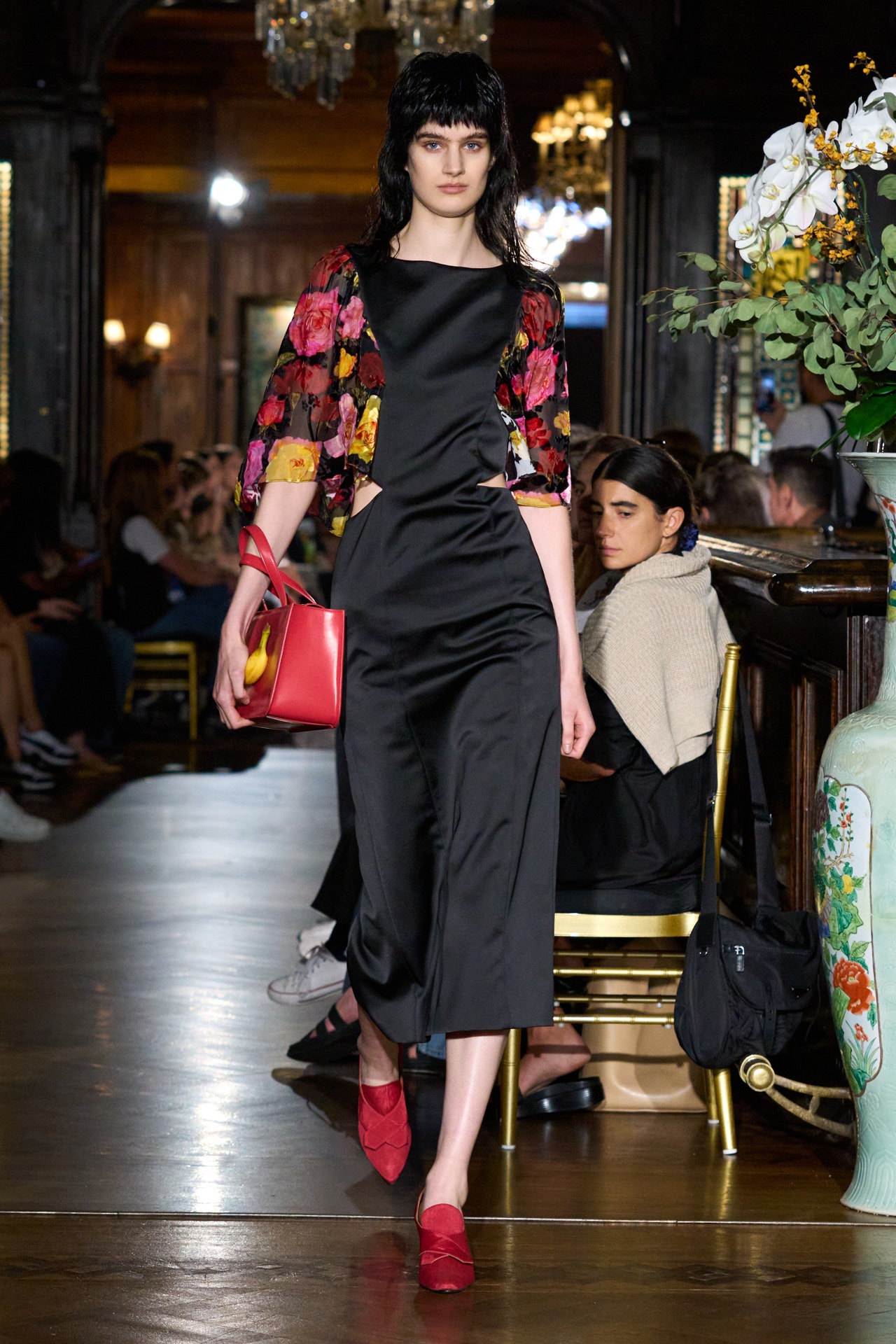 00014-puppets-and-puppets-spring-2023-ready-to-wear-credit-gorunway