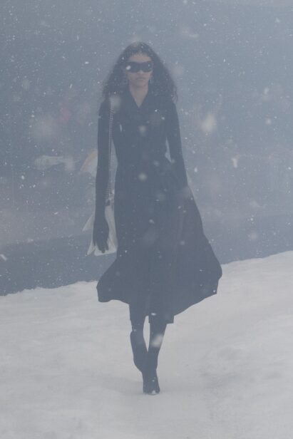 00015-balenciaga-fall-2022-ready-to-wear-paris-credit-brand-1.jpg