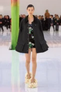 00015-loewe-spring-2023-ready-to-wear-credit-gorunway