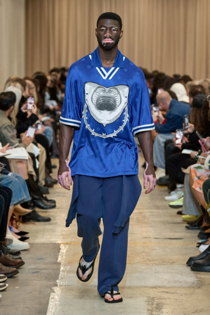 00016-burberry-spring-2023-ready-to-wear-credit-brand