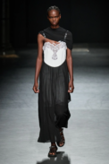 00016-christopher-kane-spring-2023-ready-to-wear-credit-gorunway