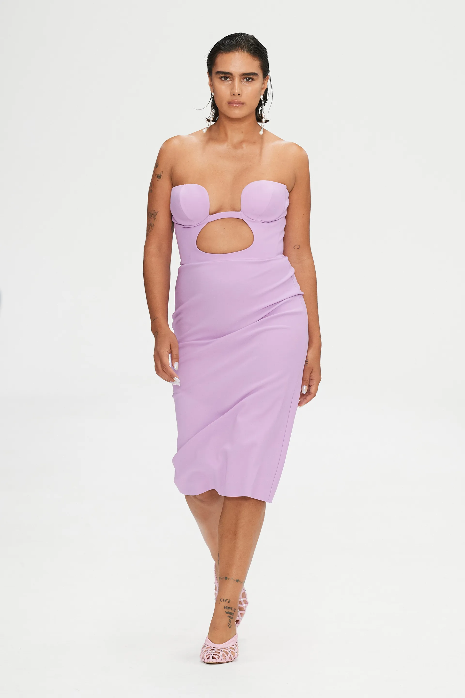 00016-nensi-dojaka-spring-2023-ready-to-wear-credit-gorunway
