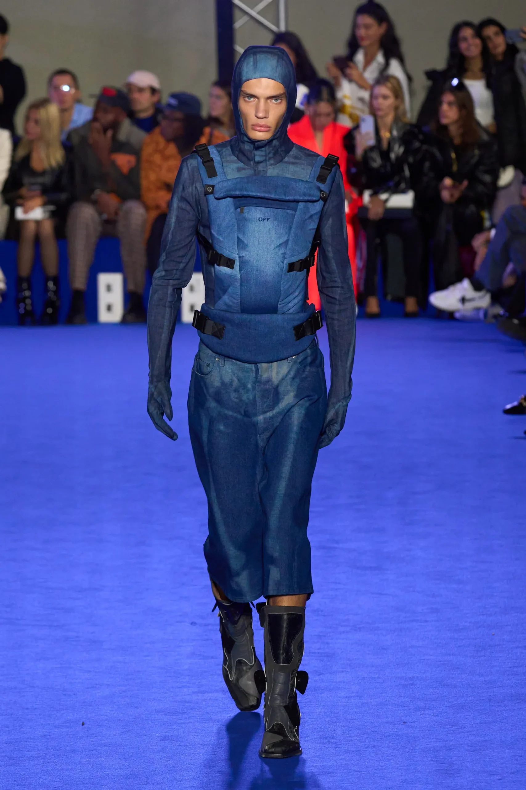 00016-off-white-spring-2023-ready-to-wear-credit-gorunway