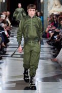 00016-simone-rocha-spring-2023-ready-to-wear-credit-gorunway
