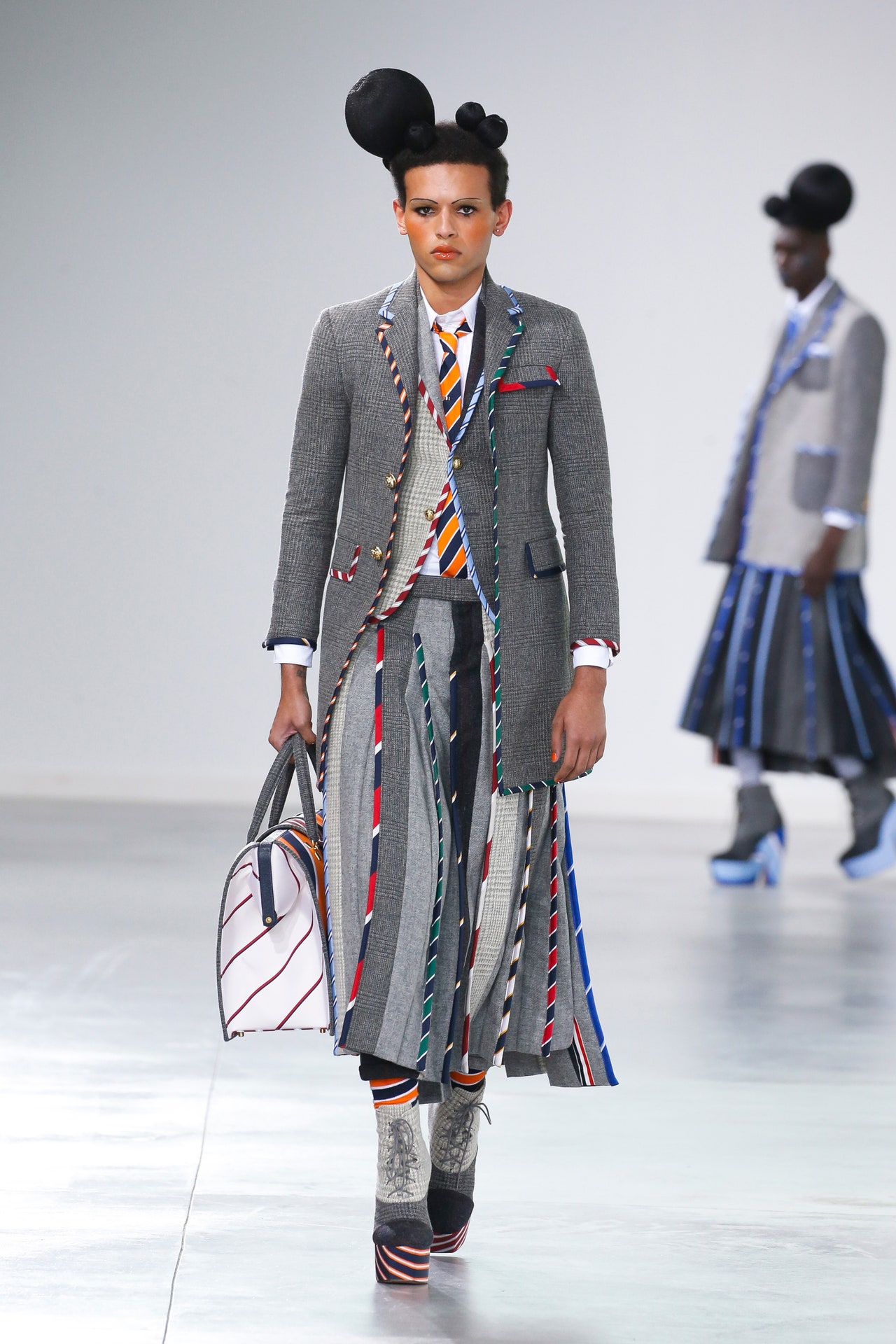 00016-thom-browne-fall-2022-credit-brand-1.jpeg