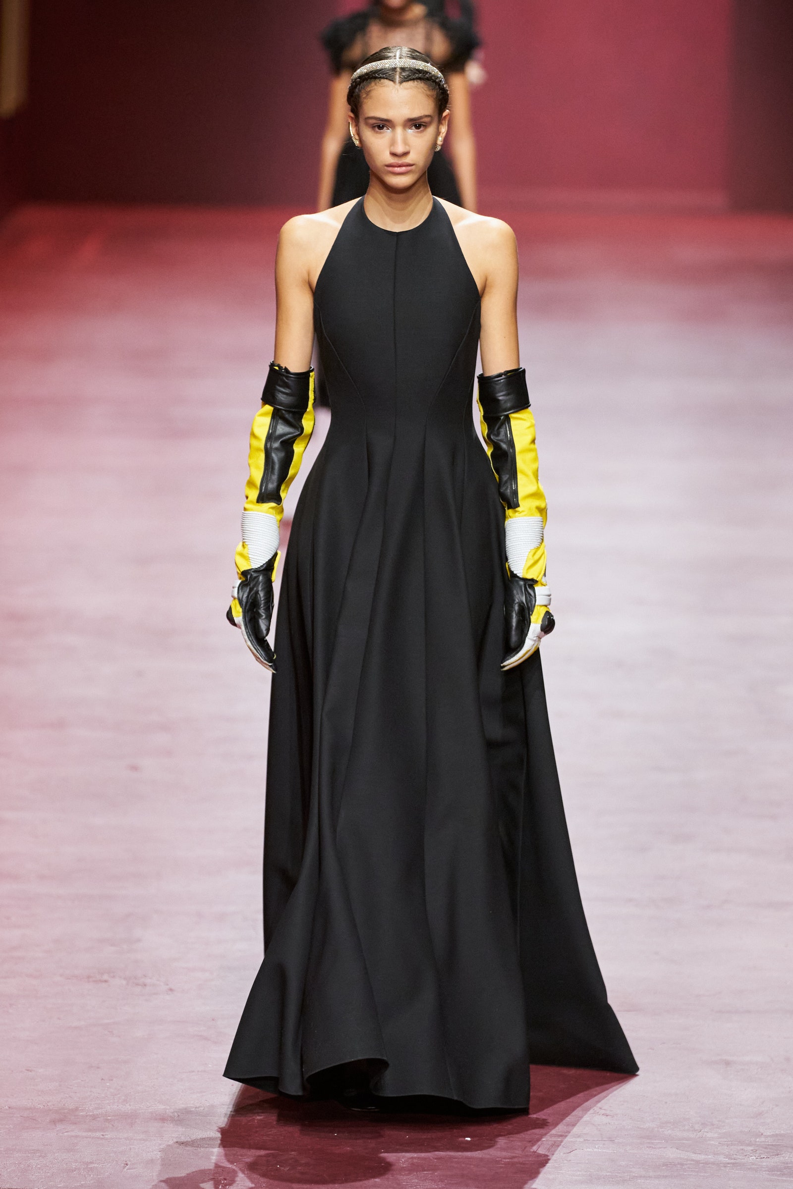 00017-christian-dior-fall-2022-ready-to-wear-paris-credit-gorunway-1.jpeg