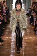 00017-sacai-fall-2022-ready-to-wear-paris-credit-gorunway-1.jpg