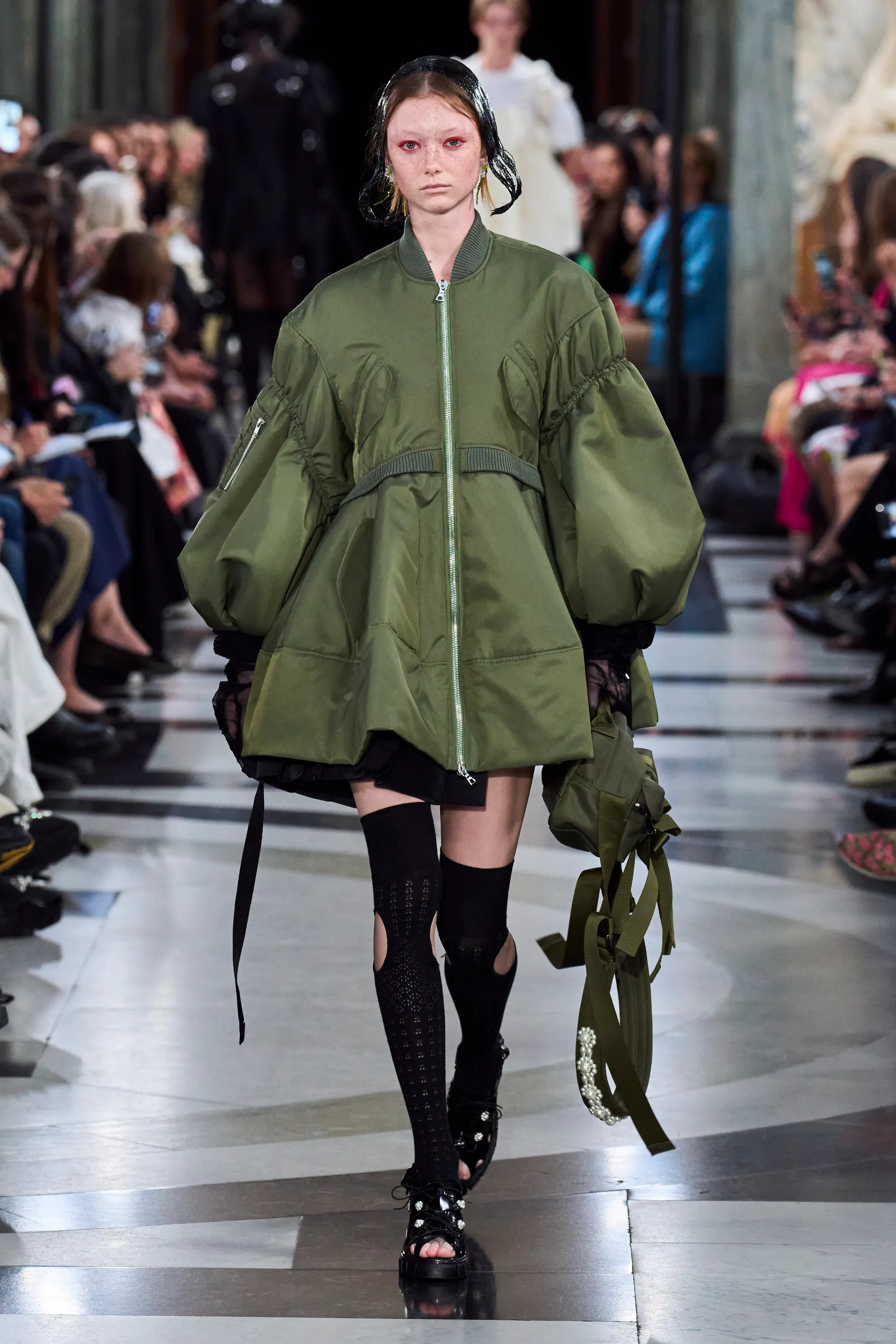 00017-simone-rocha-spring-2023-ready-to-wear-credit-gorunway