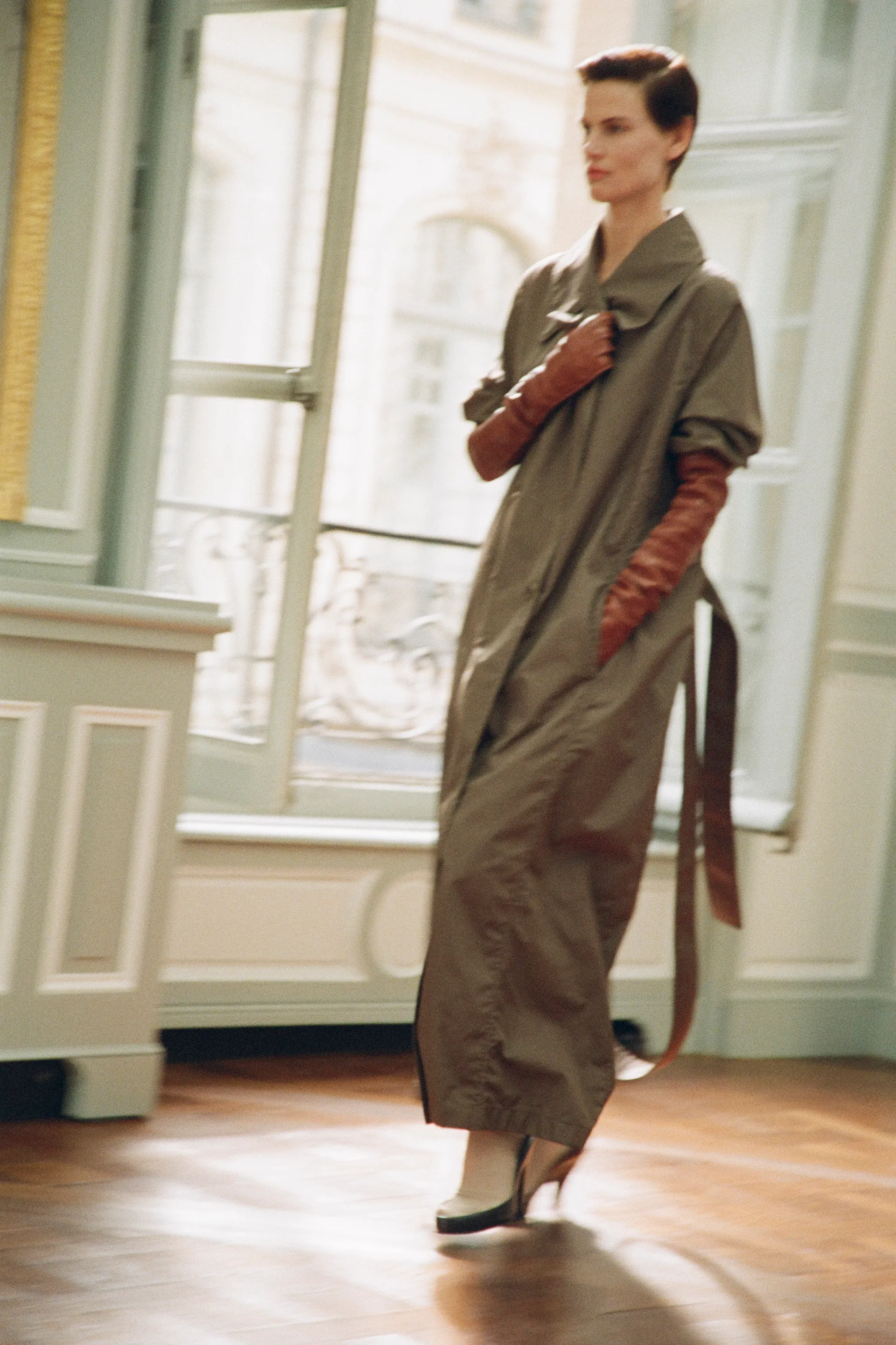 00017-the-row-pre-fall-2023-credit-brand