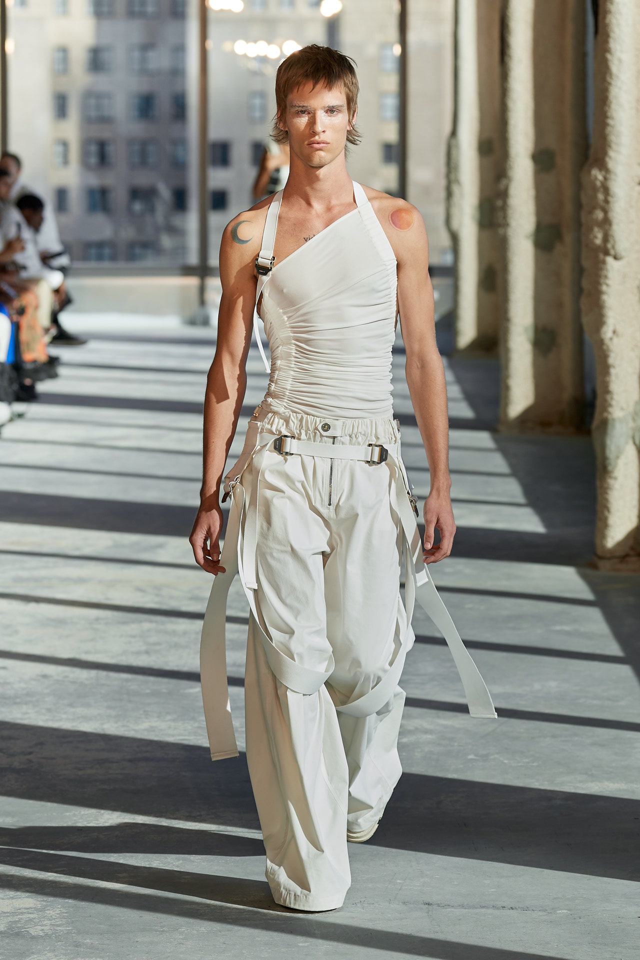 00018-dion-lee-spring-2023-ready-to-wear-credit-gorunway