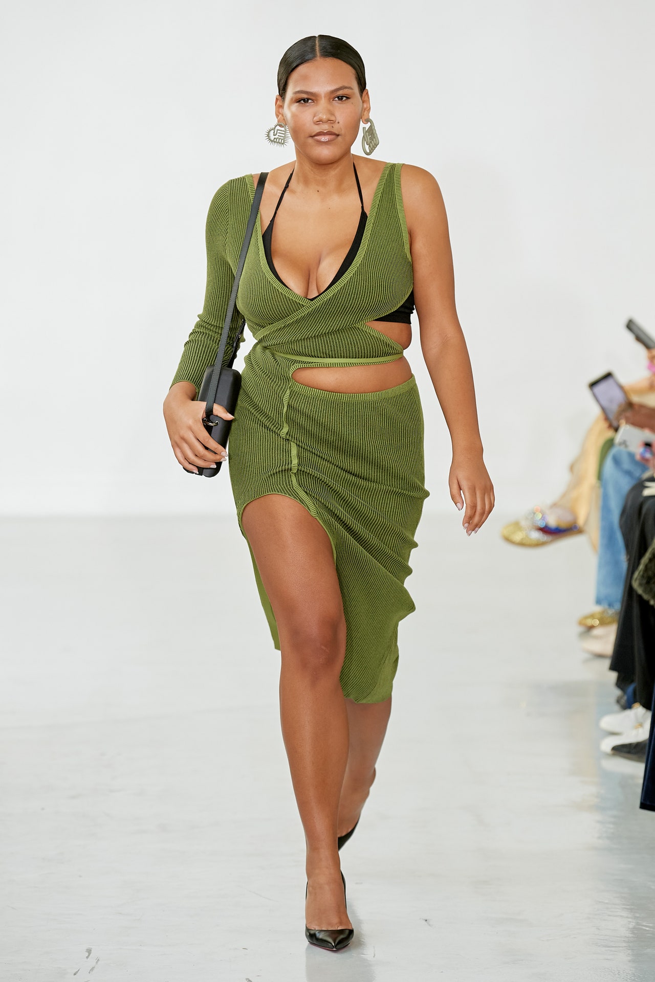 00018-ester-manas-fall-2022-ready-to-wear-paris-credit-isidore-montag-gorunway-1.jpeg