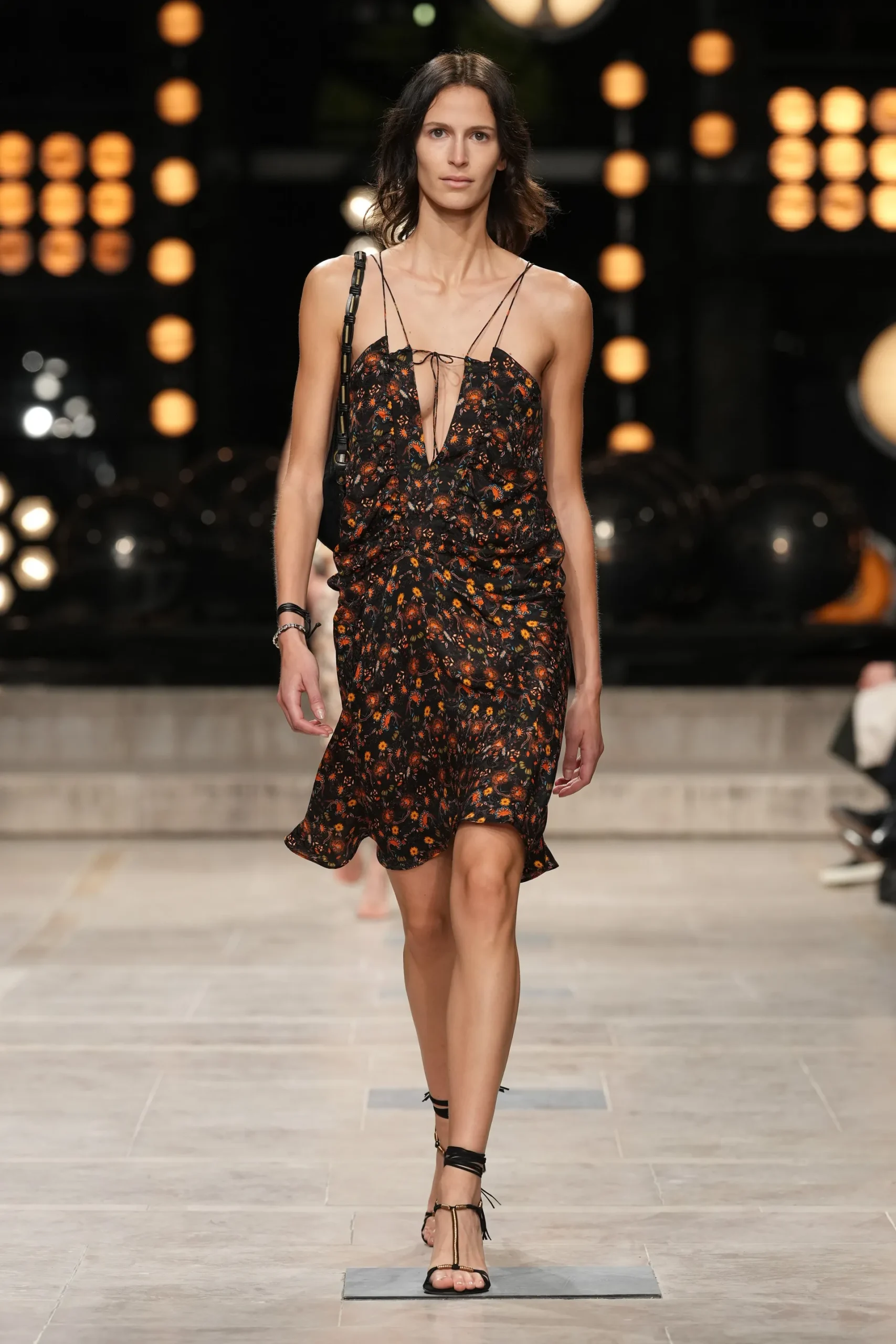 00018-isabel-marant-spring-2023-ready-to-wear-credit-gorunway