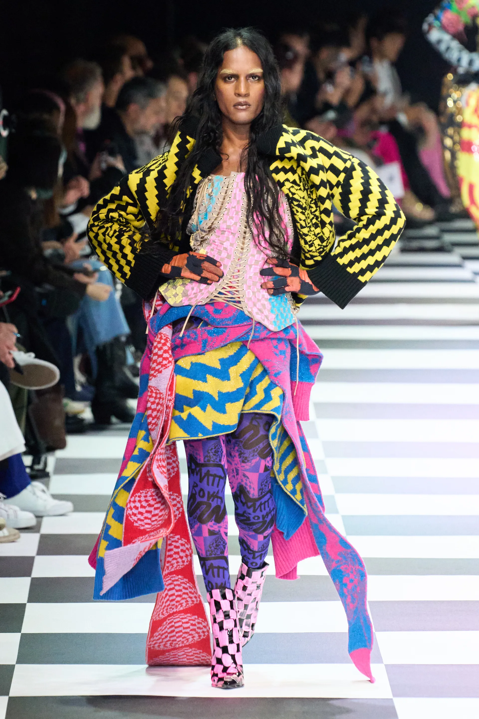 00018-matty-bovan-spring-2023-ready-to-wear-credit-gorunway