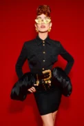 00018-schiaparelli-spring-2023-ready-to-wear-credit-brand