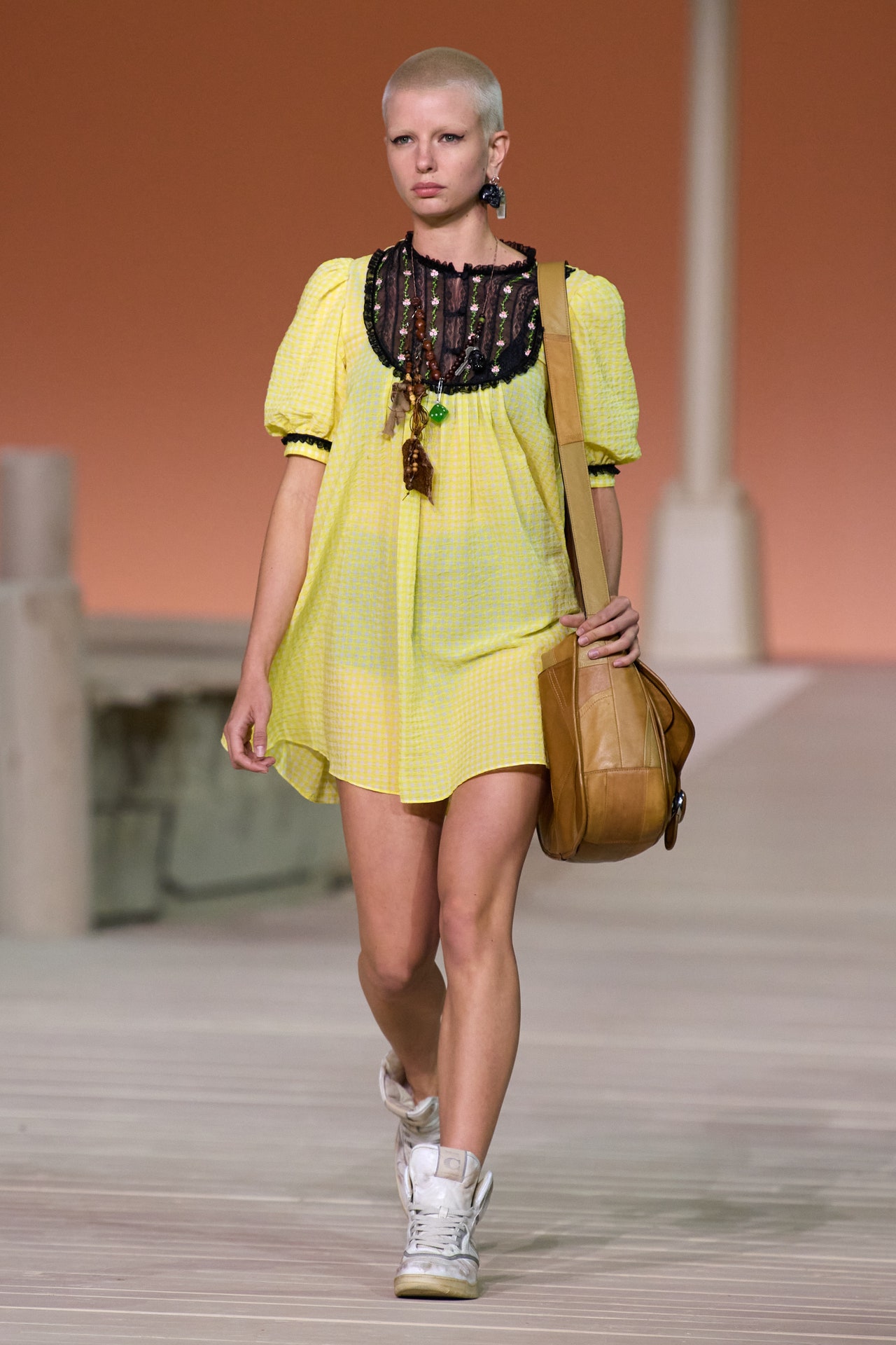 00019-coach-spring-2023-ready-to-wear-credit-gorunway