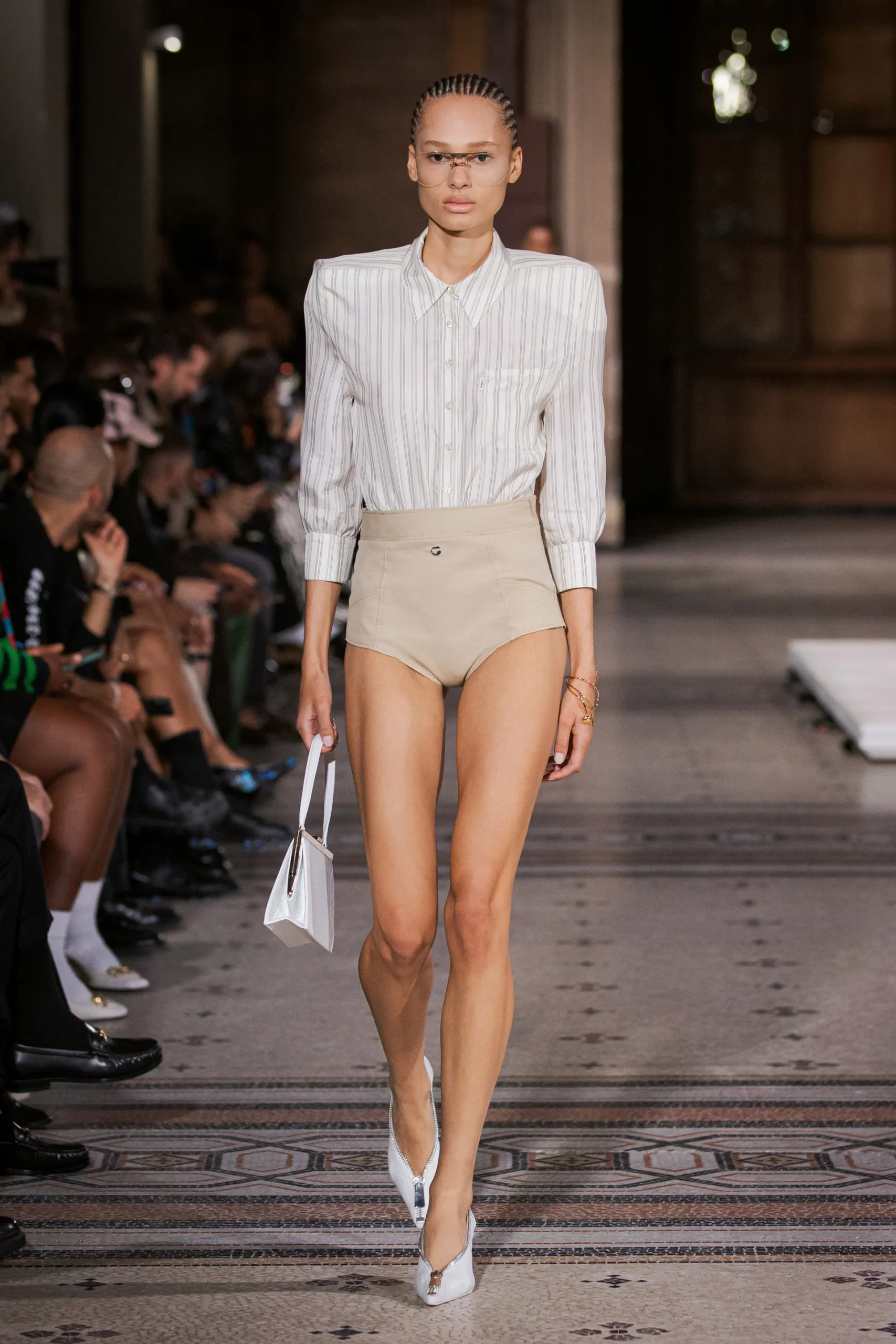 00019-coperni-spring-2023-ready-to-wear-credit-brand