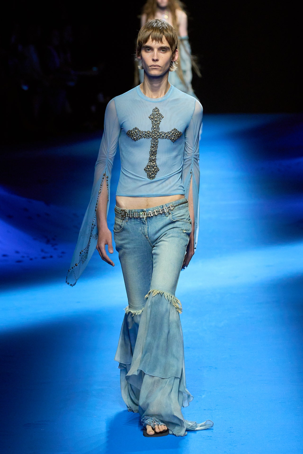 00020-blumarine-spring-2023-ready-to-wear-credit-gorunway