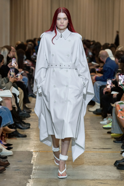 00020-burberry-spring-2023-ready-to-wear-credit-brand