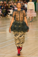 00020-molly-goddard-spring-2023-ready-to-wear-credit-gorunway (1)