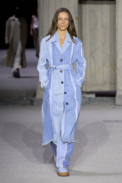 00020-tods-spring-2023-ready-to-wear-credit-gorunway