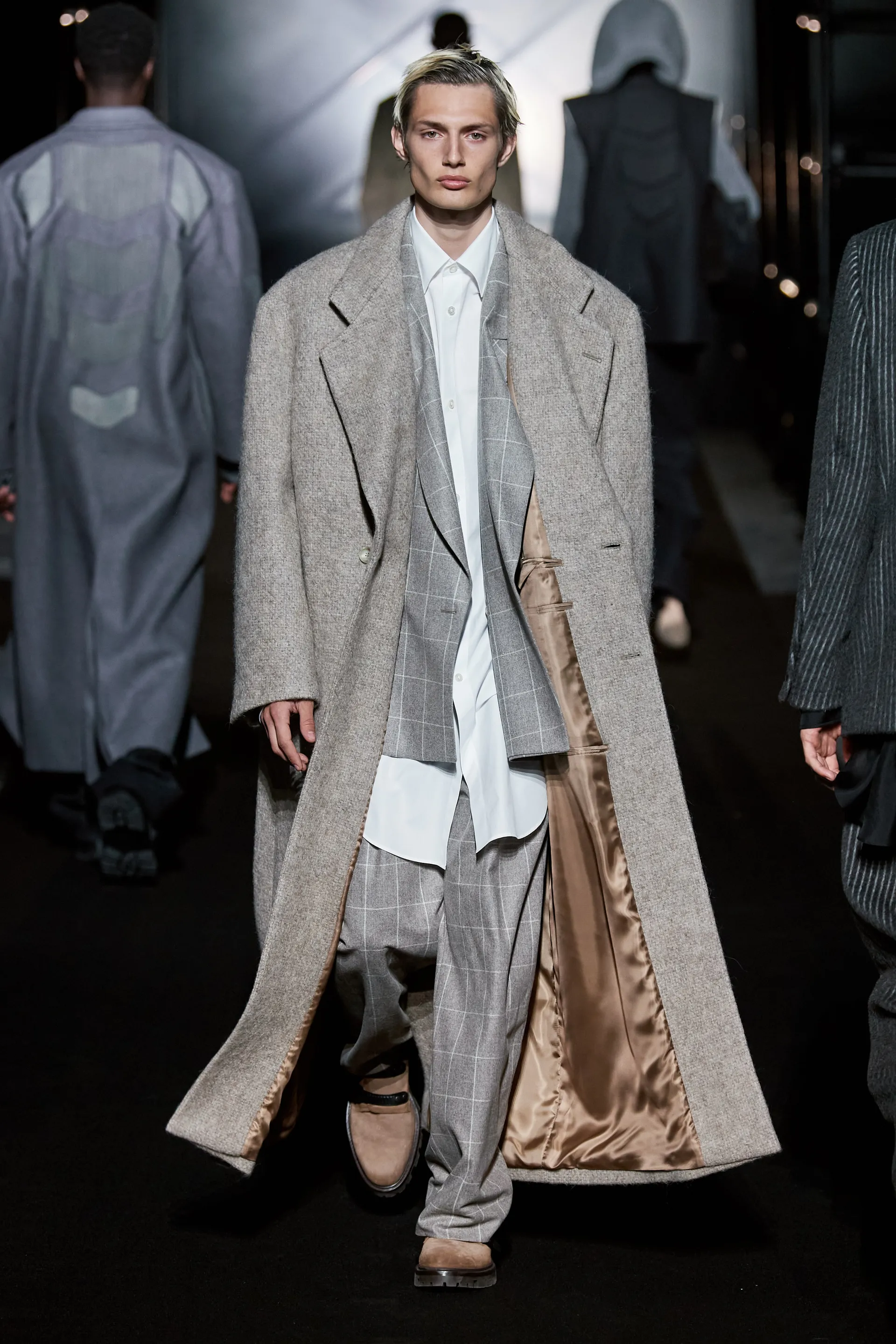 00021-boss-fall-2022-ready-to-wear-credit-gorunway