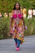 00021-collina-strada-spring-2023-ready-to-wear-credit-gorunway
