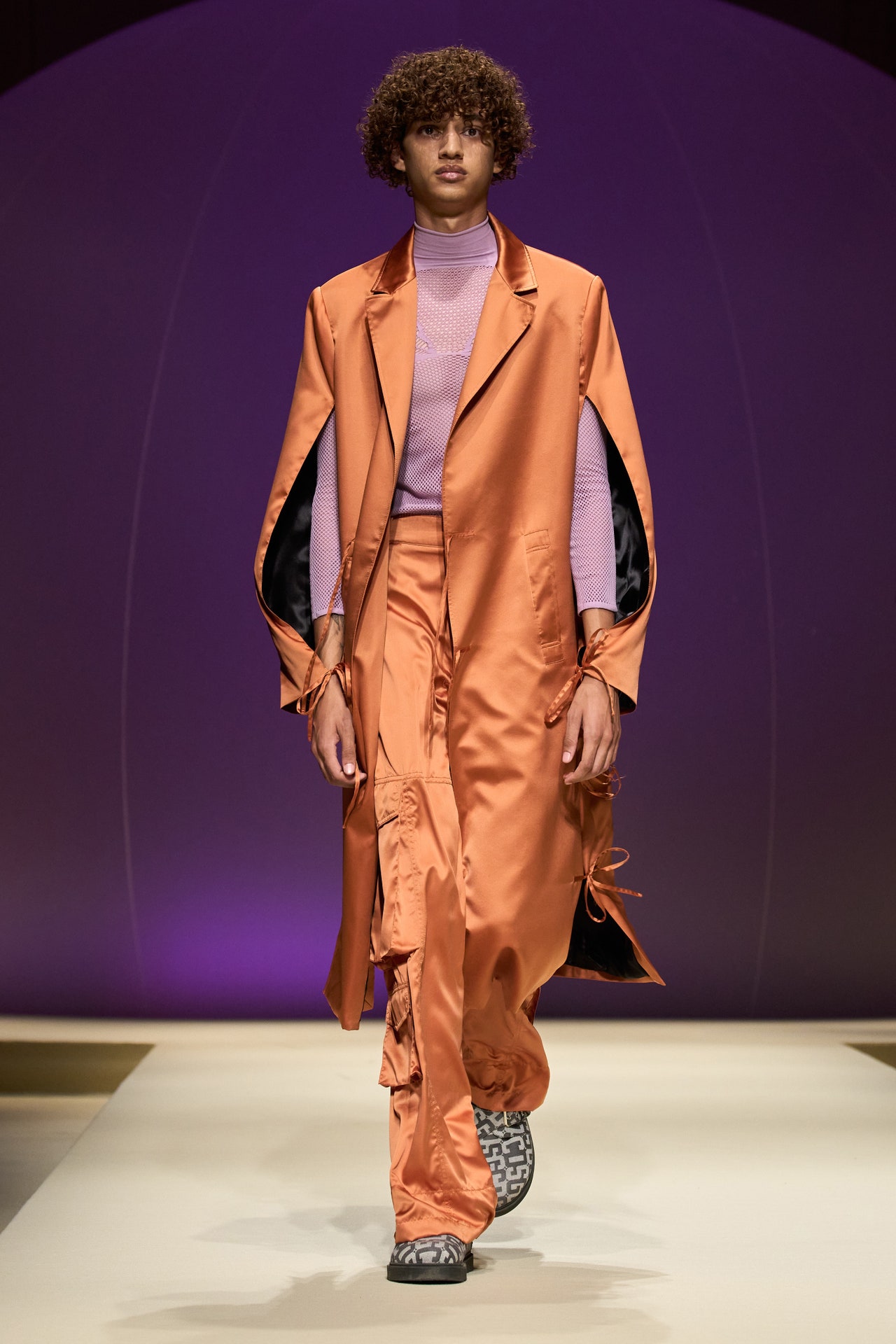 00021-gcds-spring-2023-ready-to-wear-credit-gorunway