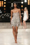 00021-isabel-marant-spring-2023-ready-to-wear-credit-gorunway