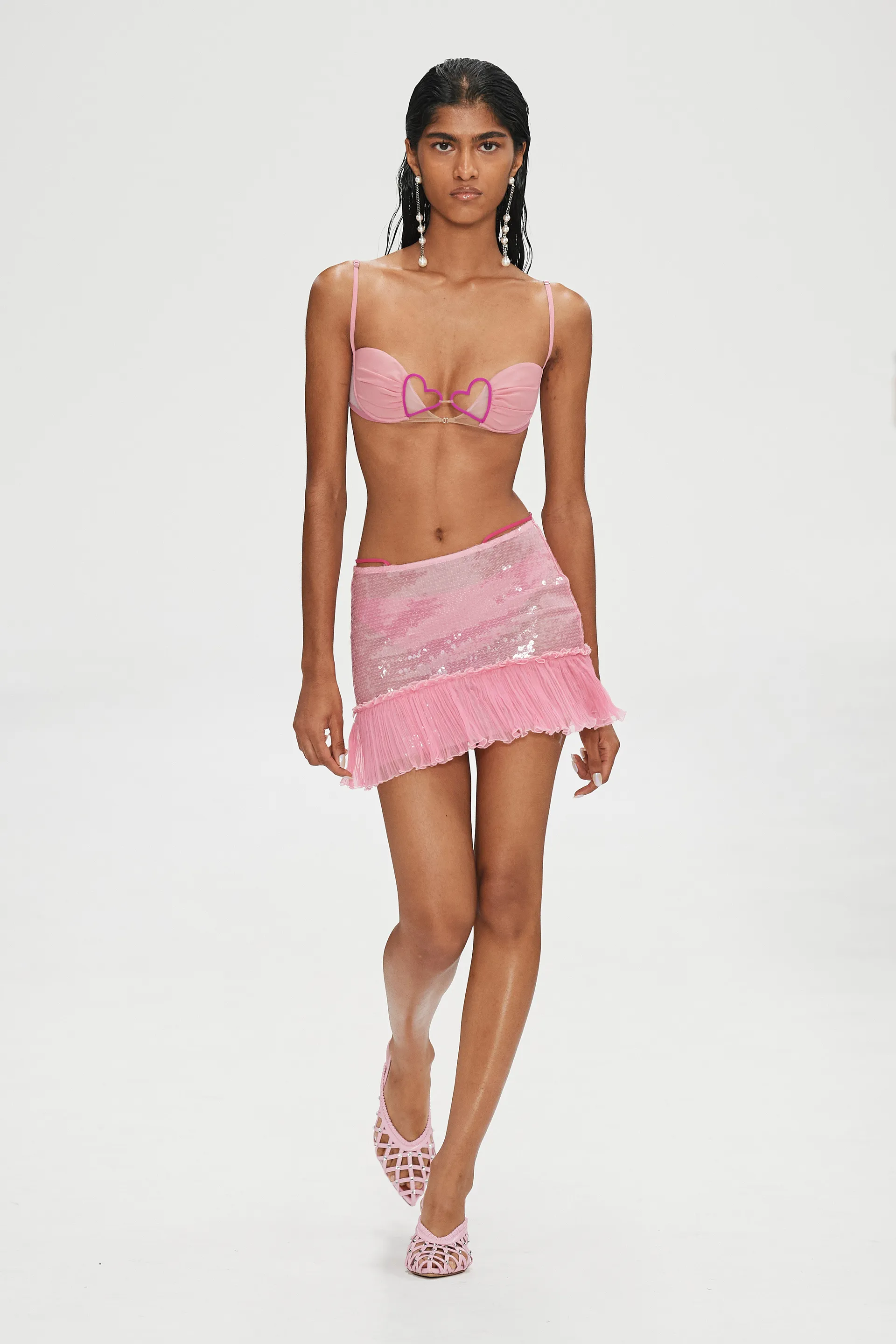 00021-nensi-dojaka-spring-2023-ready-to-wear-credit-gorunway