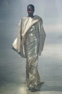 00021-rick-owens-fall-2022-ready-to-wear-paris-credit-gorunway-3.jpg