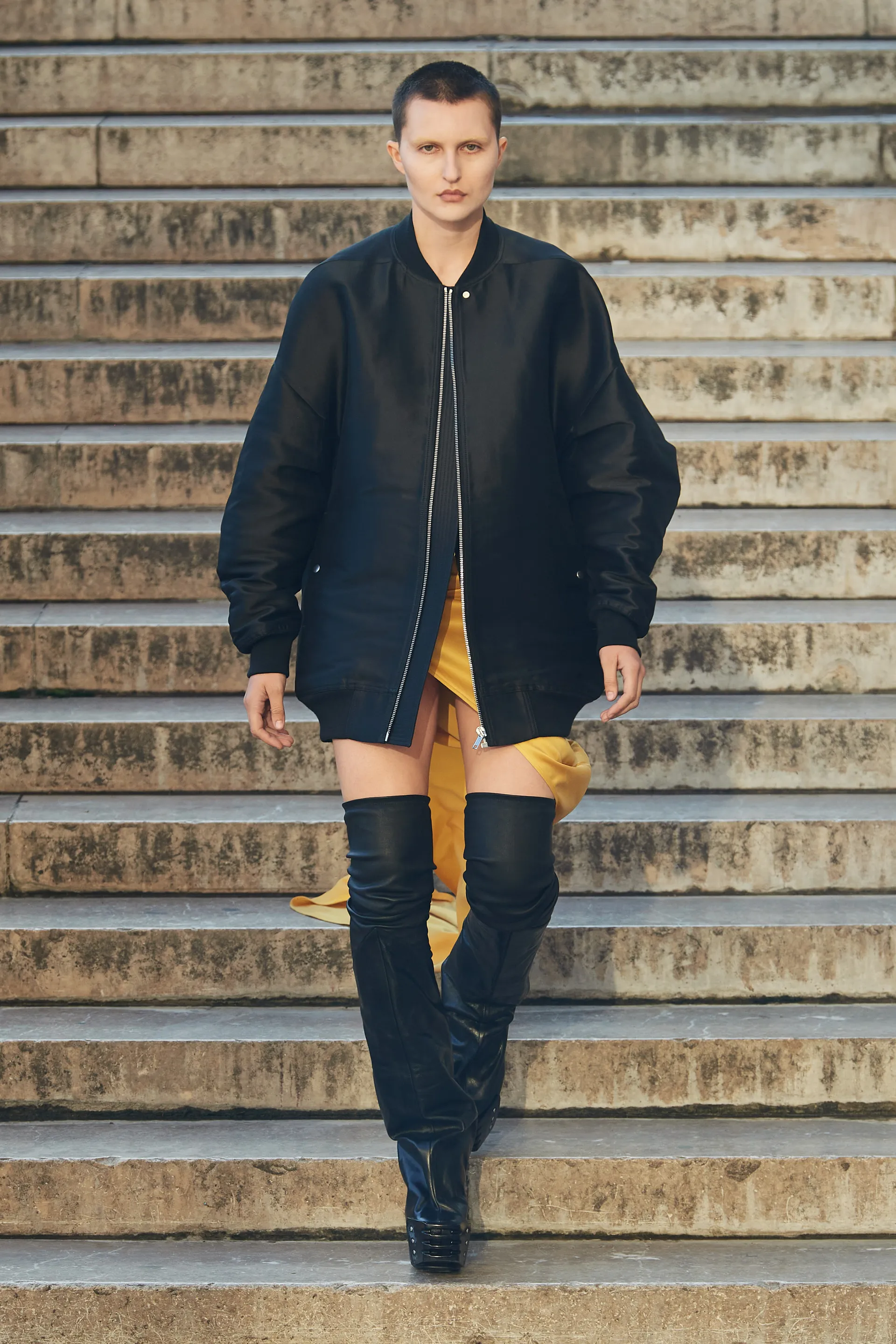 00021-rick-owens-spring-2023-ready-to-wear-credit-gorunway