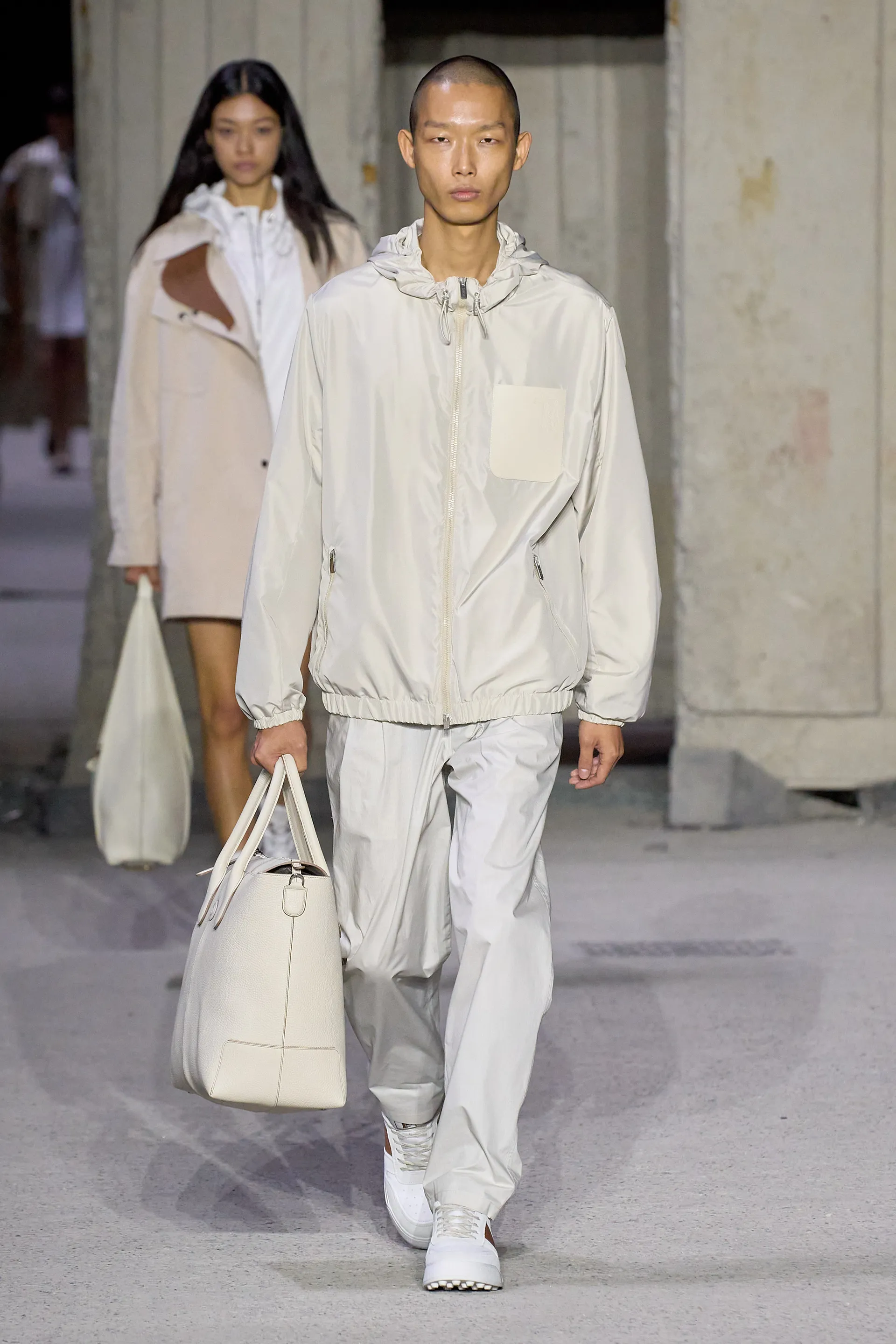 00021-tods-spring-2023-ready-to-wear-credit-gorunway