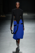 00022-christopher-kane-spring-2023-ready-to-wear-credit-gorunway