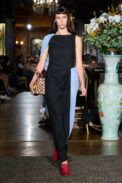 00022-puppets-and-puppets-spring-2023-ready-to-wear-credit-gorunway