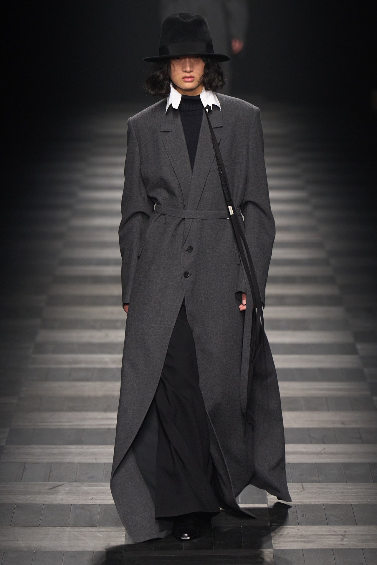 00023-ann-demeulemeester-fall-2022-ready-to-wear-paris-credit-filippo-fior-gorunway-1.jpeg