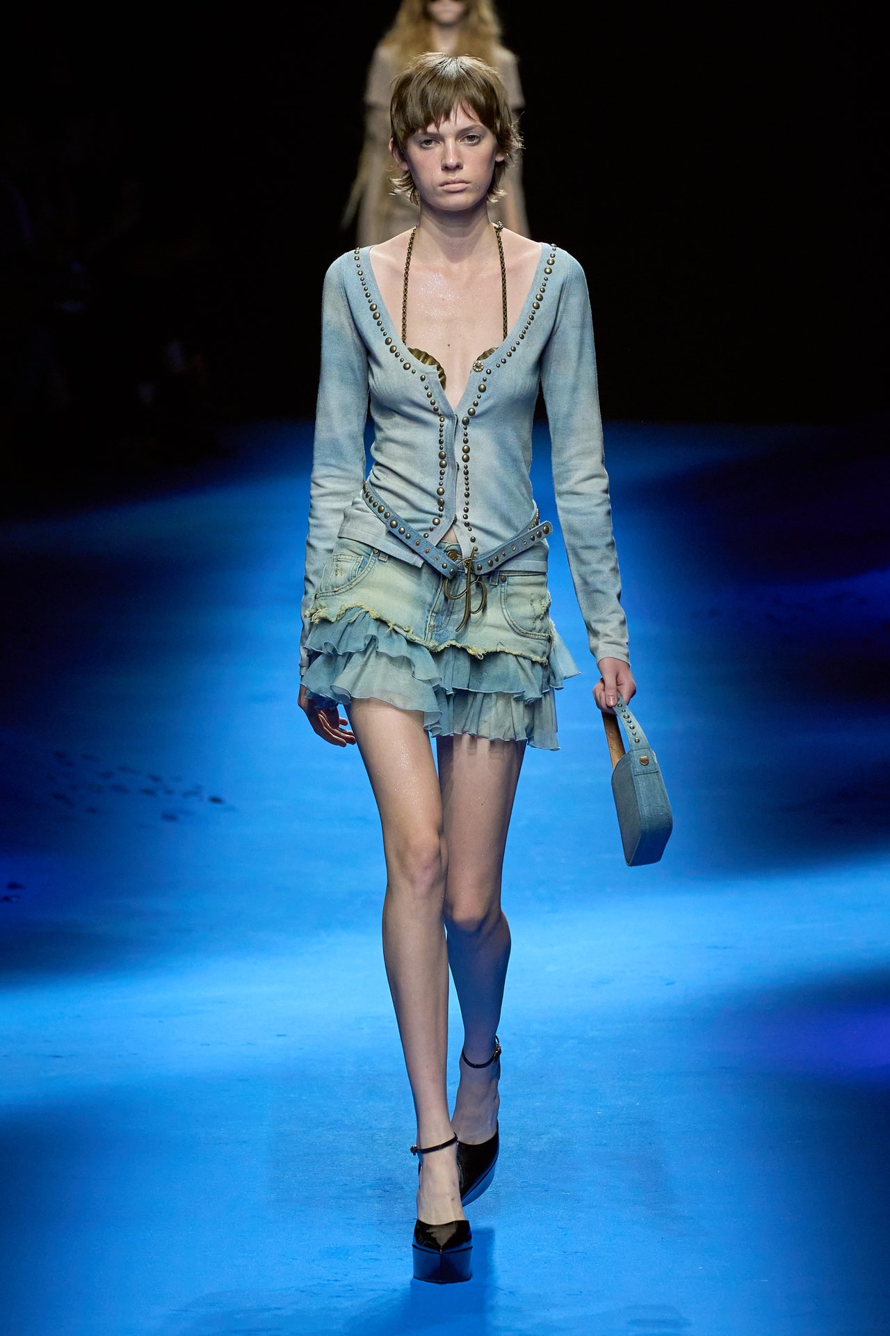 00023-blumarine-spring-2023-ready-to-wear-credit-gorunway