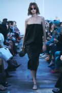 00023-khaite-spring-2023-ready-to-wear-credit-brand