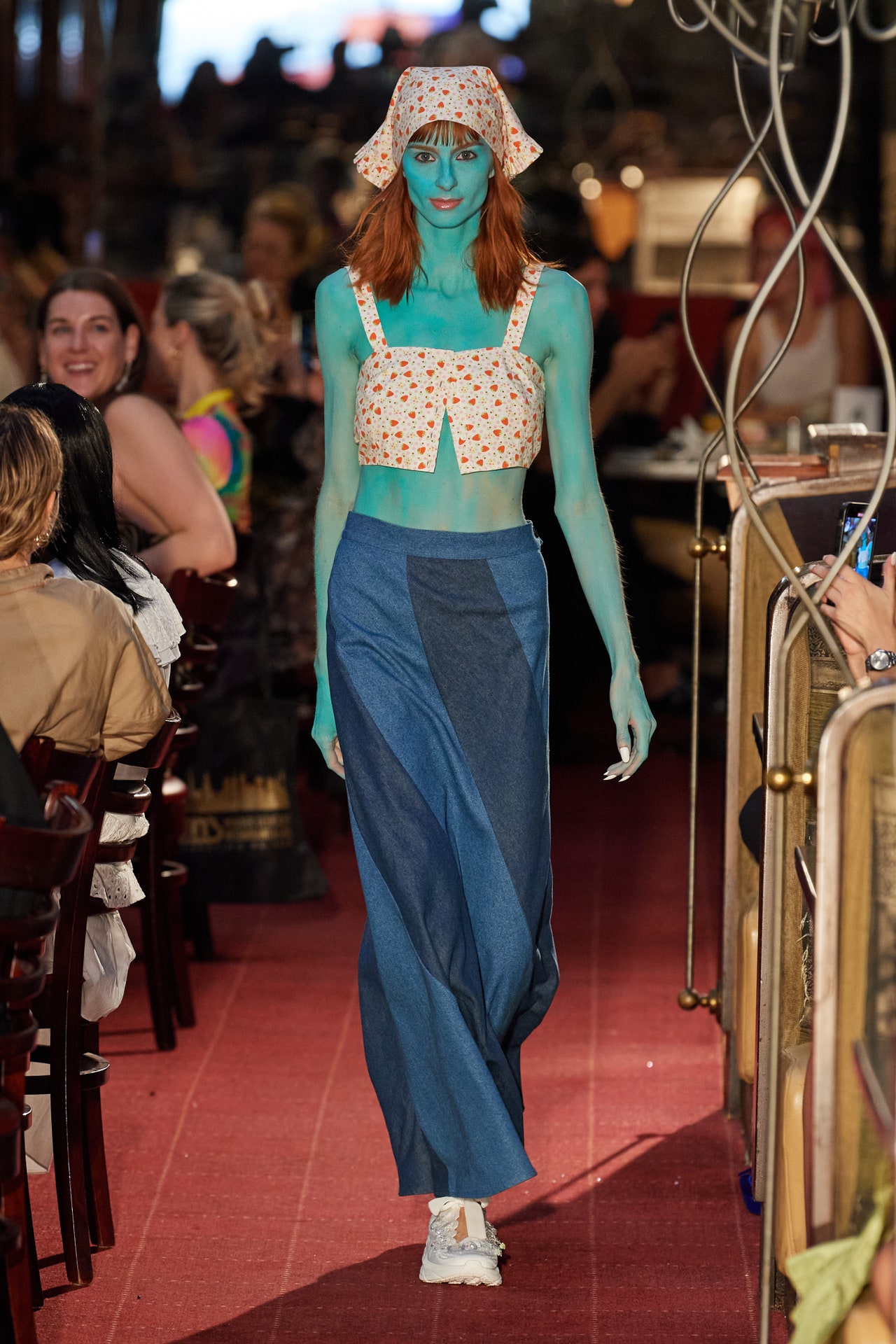00024-batsheva-spring-2023-ready-to-wear-credit-gorunway