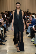 00024-burberry-spring-2023-ready-to-wear-credit-brand