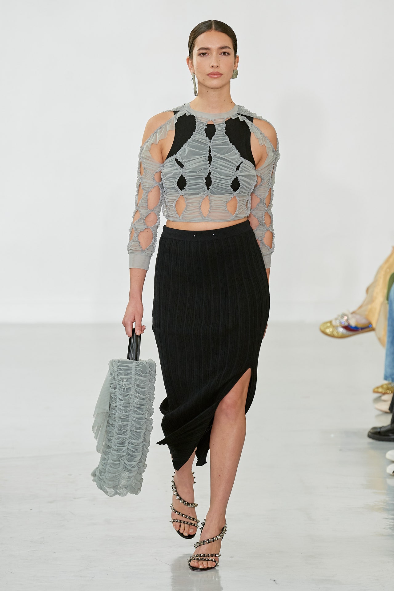 00024-ester-manas-fall-2022-ready-to-wear-paris-credit-isidore-montag-gorunway-1.jpeg