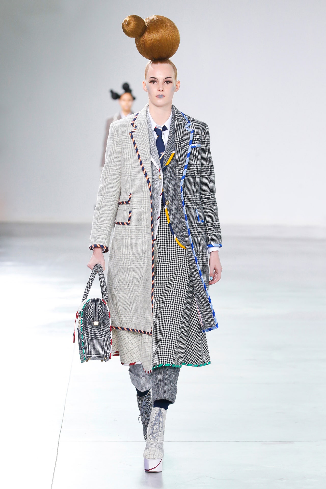 00024-thom-browne-fall-2022-credit-brand-1.jpeg