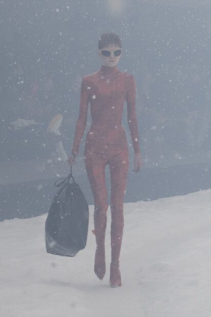 00025-balenciaga-fall-2022-ready-to-wear-paris-credit-brand-1.jpg