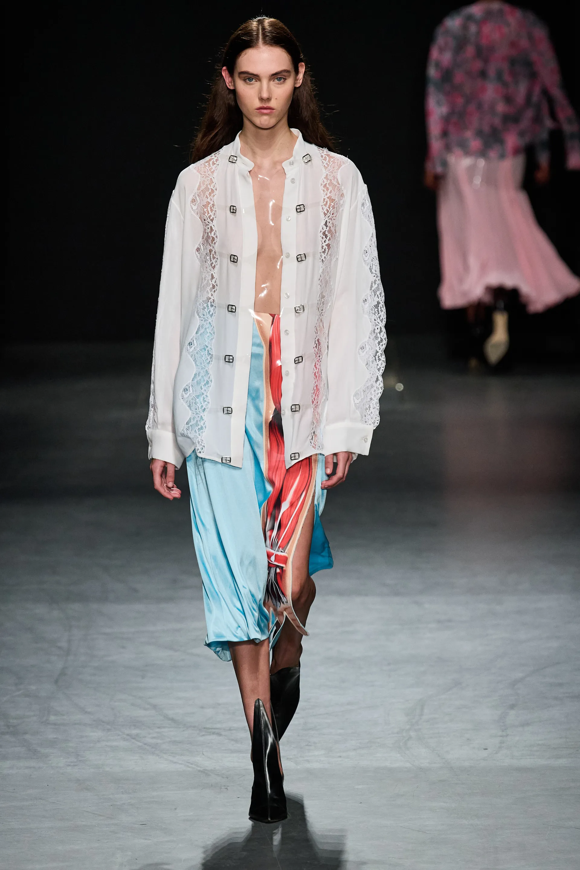 00025-christopher-kane-spring-2023-ready-to-wear-credit-gorunway
