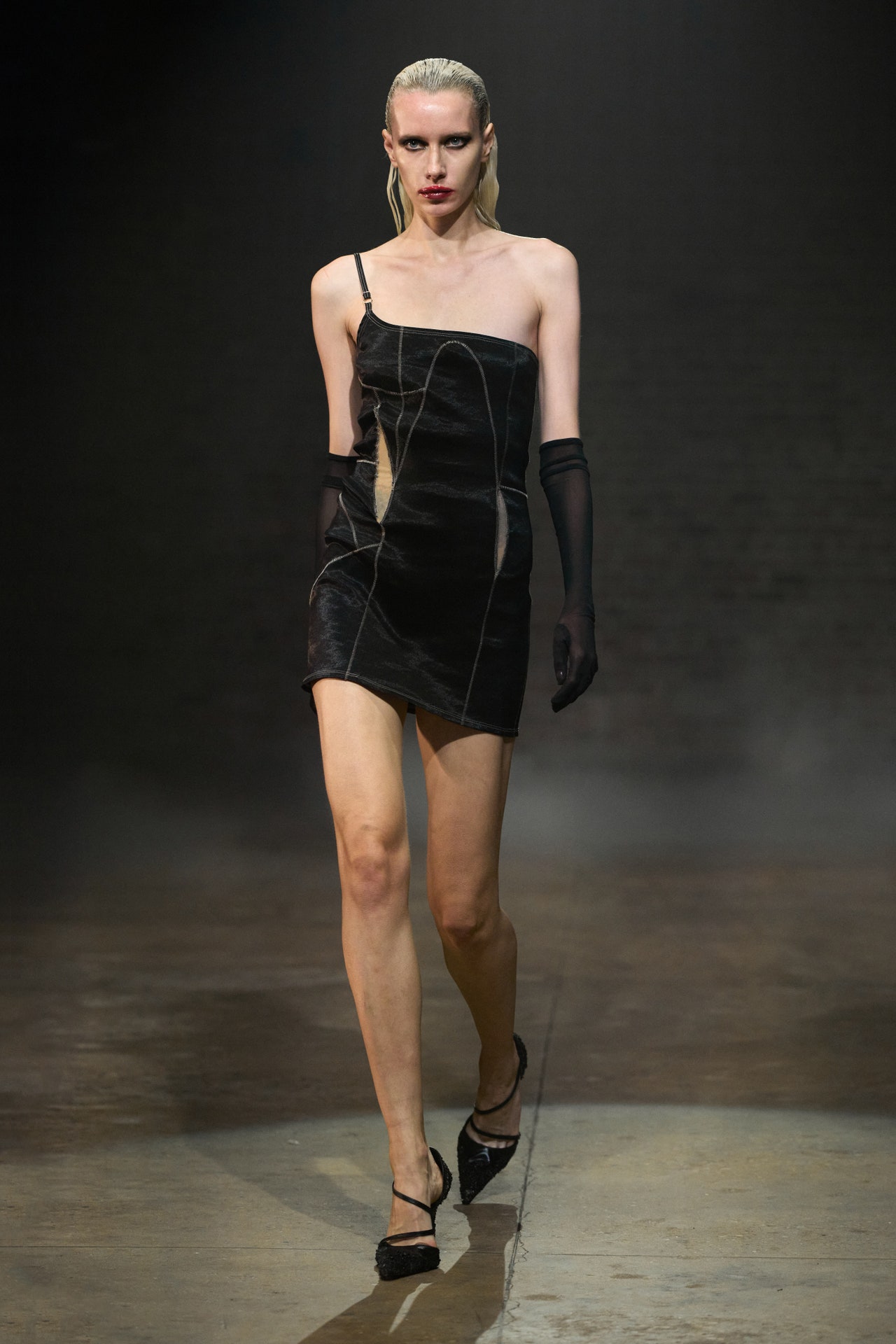 00025-elena-velez-spring-2023-ready-to-wear-credit-gorunway