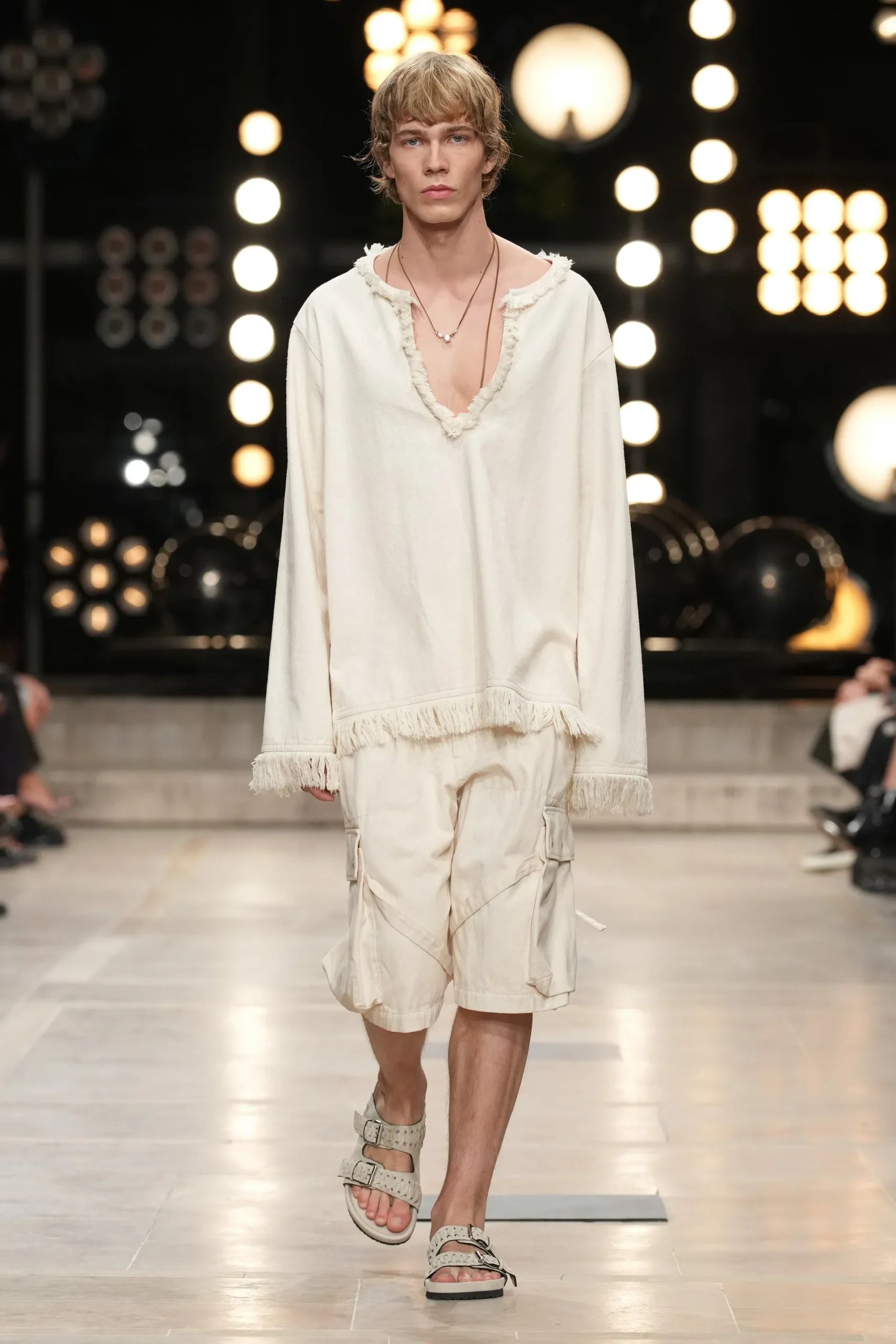 00025-isabel-marant-spring-2023-ready-to-wear-credit-gorunway