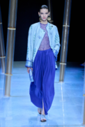 00026-giorgio-armani-spring-2023-ready-to-wear-credit-gorunway