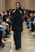 00027-burberry-spring-2023-ready-to-wear-credit-brand