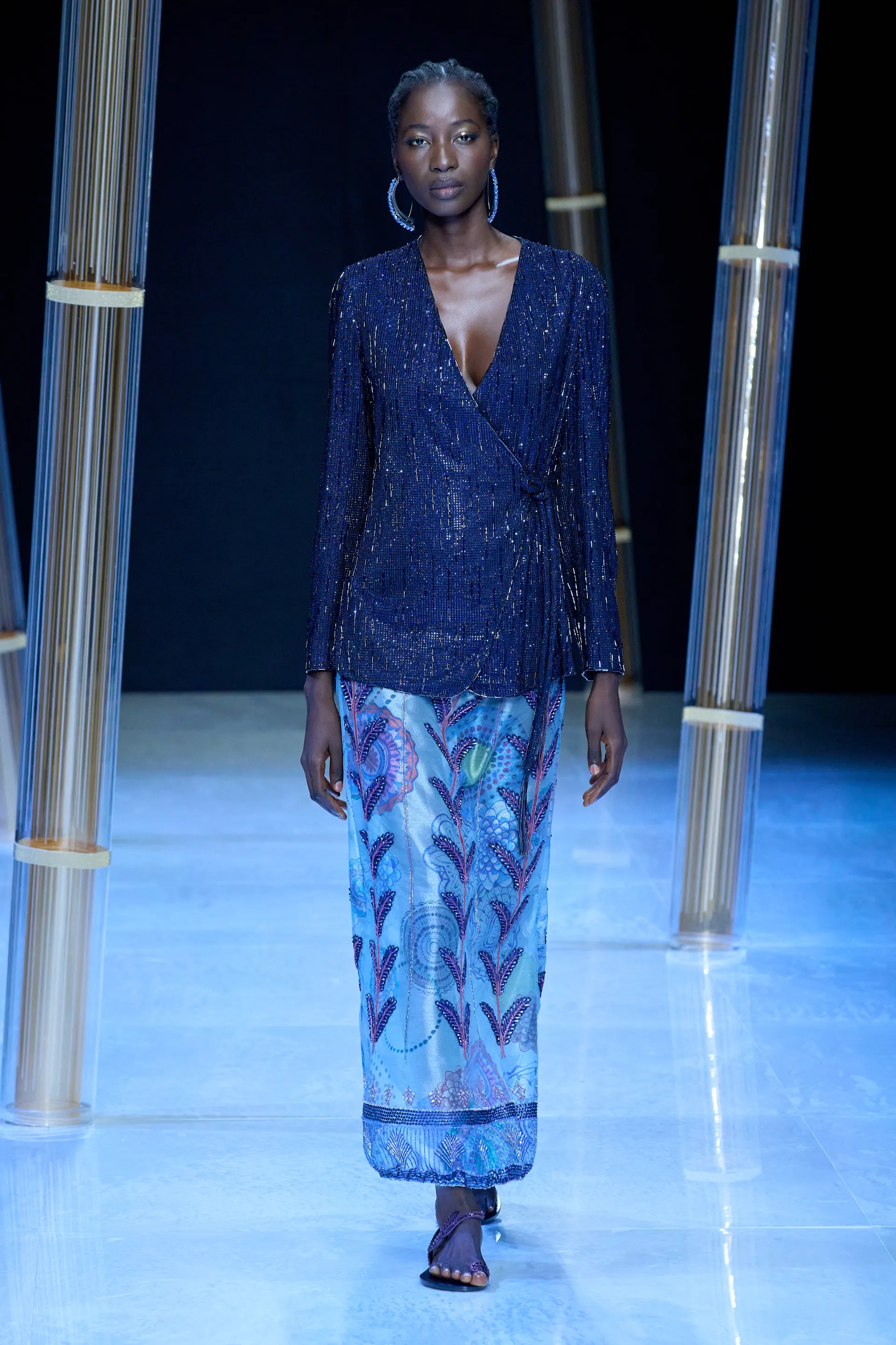 00027-giorgio-armani-spring-2023-ready-to-wear-credit-gorunway