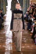 00027-sacai-fall-2022-ready-to-wear-paris-credit-gorunway-1.jpg