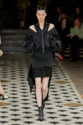 00027-undercover-spring-2023-ready-to-wear-credit-gorunway